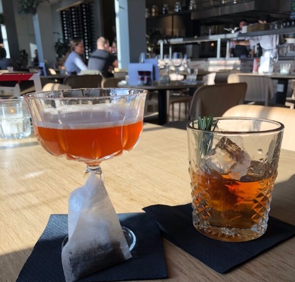 Shake recept van een cocktail drunken mel english tea cocktail drunken mel english tea shake